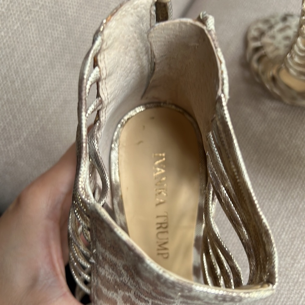 Ivanka Trump - Picture 5 of 8
